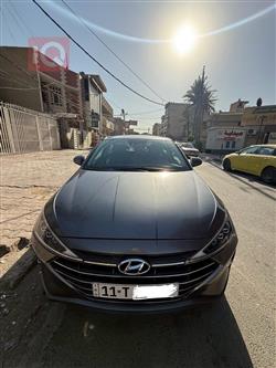 هیوندای ئەلەنترا